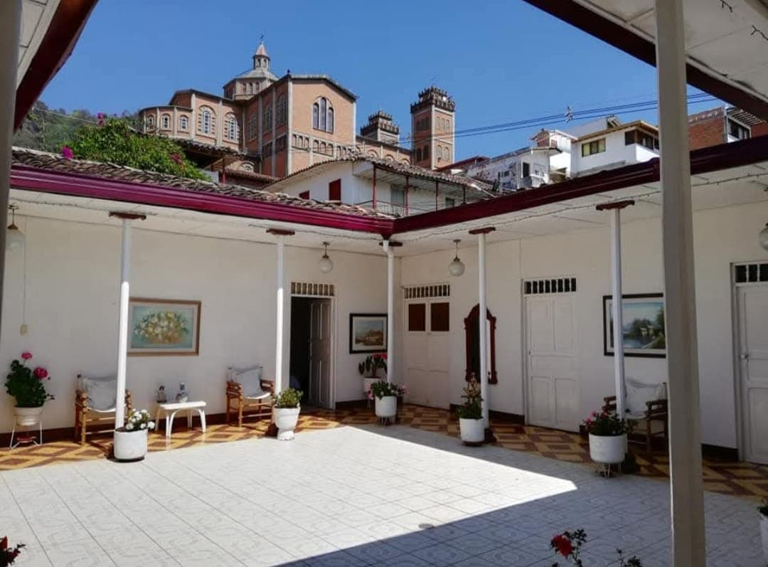 Magical Jericó Home - Unique Investment in Colombia - Image 1